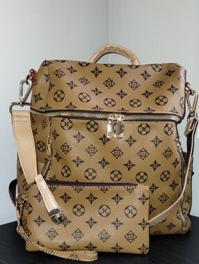 Logo-Print Shoulder/Backpack with Pouch